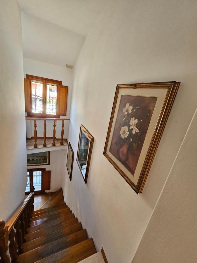 Casa Ronci - Centro Storico - Palacongressi Rimini Exterior foto